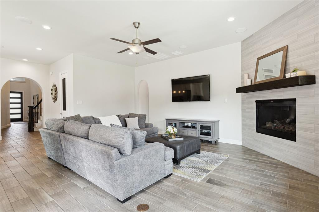 4710 Crossvine Drive