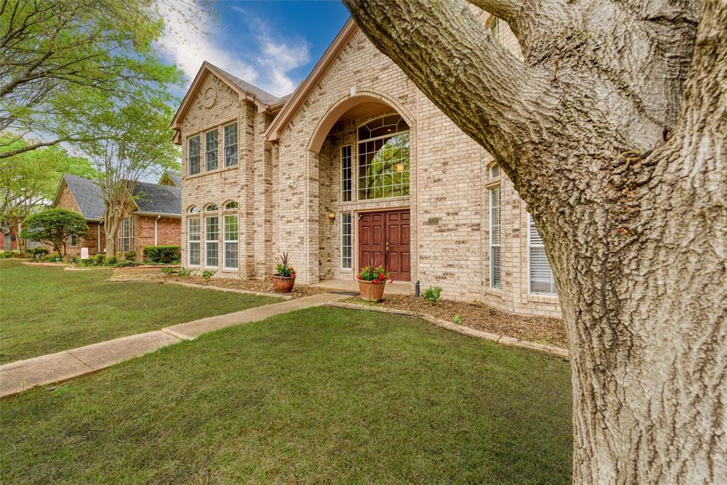 733 Autumn Oaks Drive