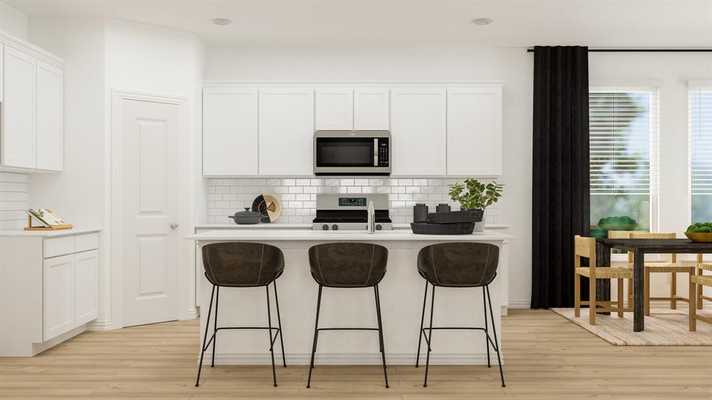 4221 Daisy Hollow Loop