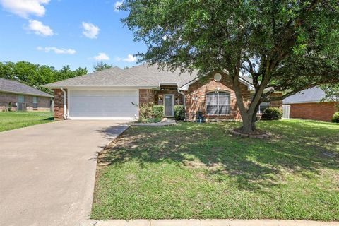 Photo of 210 Bryant Street, Pottsboro, TX 75076 (MLS # 21249739)