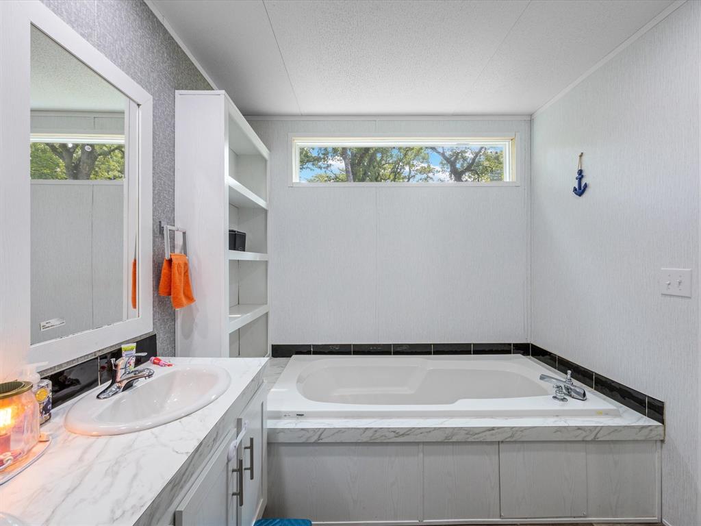 NAVARRO SUR WOOD-WILKS GARDENS - Residential