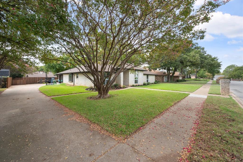 309 Quail Crest Drive