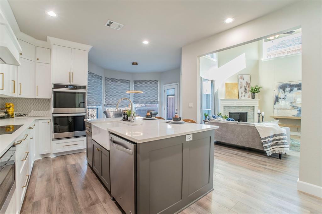 4539 Oak Shores Drive