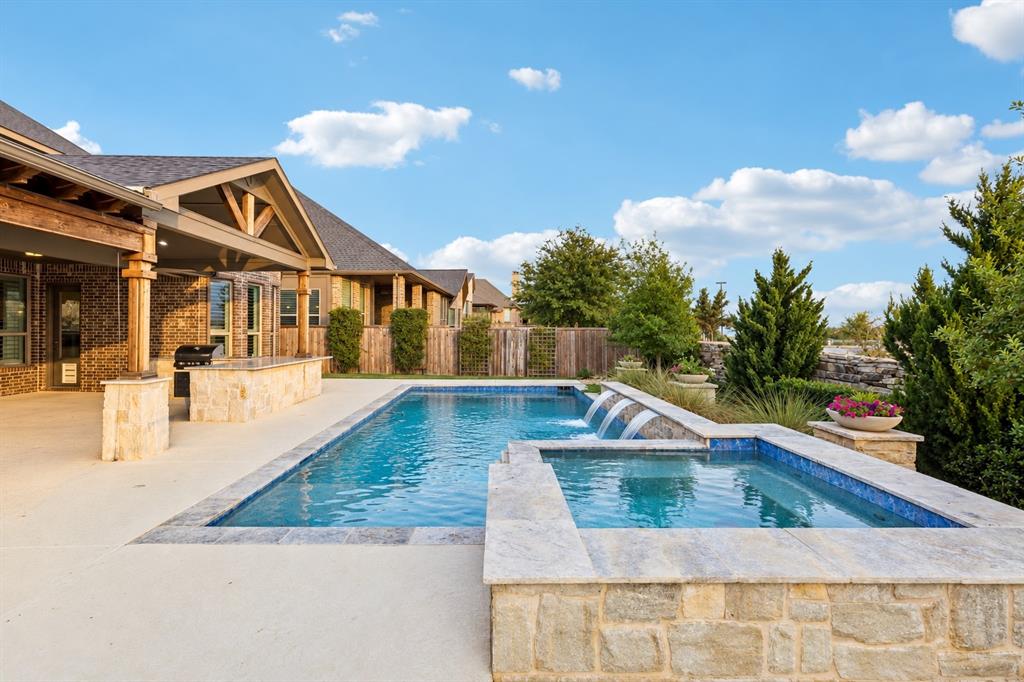 6333 Savannah Oak Trail