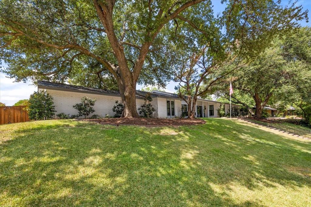 3808 Black Canyon Road
