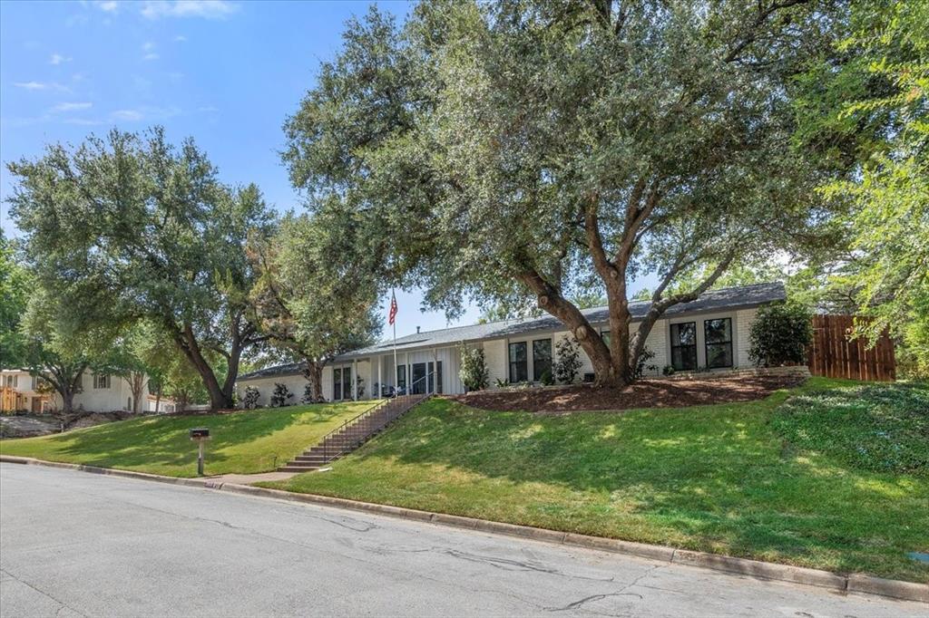 3808 Black Canyon Road