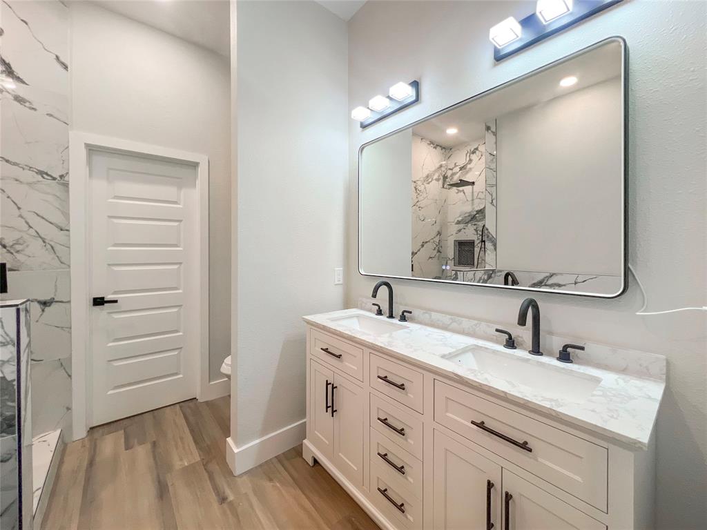 H T Lackeys 02 Ave - Residential