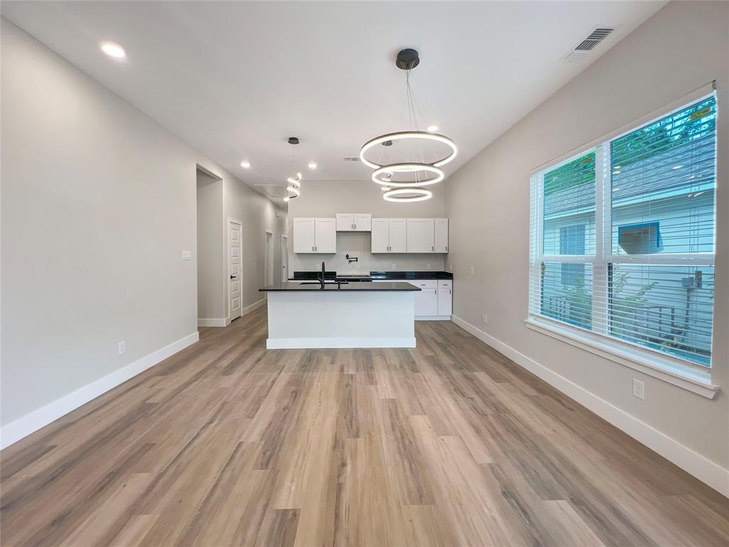 H T Lackeys 02 Ave - Residential