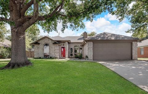 1109 Steven Street Burleson TX 76028
