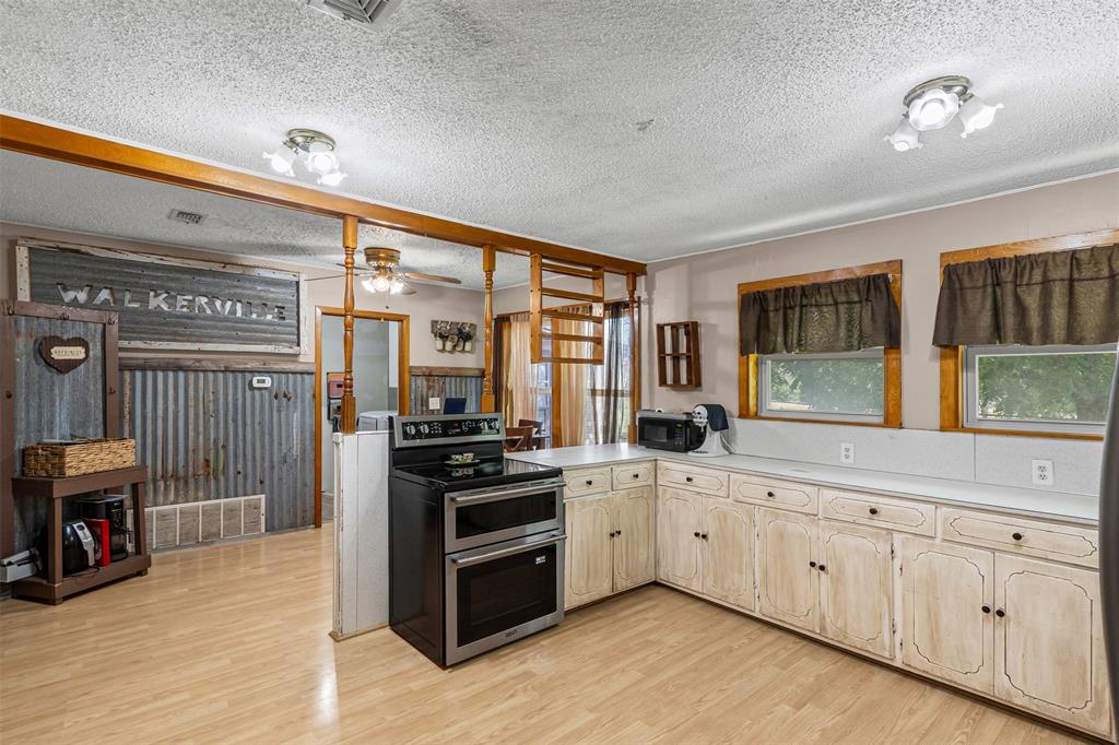 Abst 172 TR 20 T D Clark Acres 2.0 - Residential