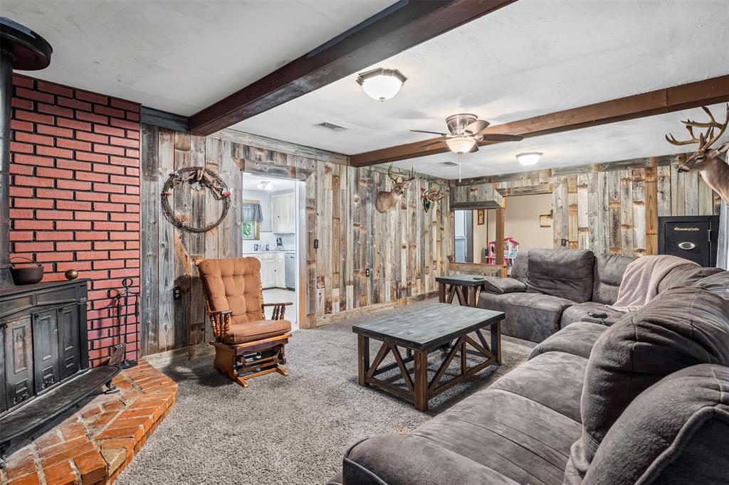 Abst 172 TR 20 T D Clark Acres 2.0 - Residential