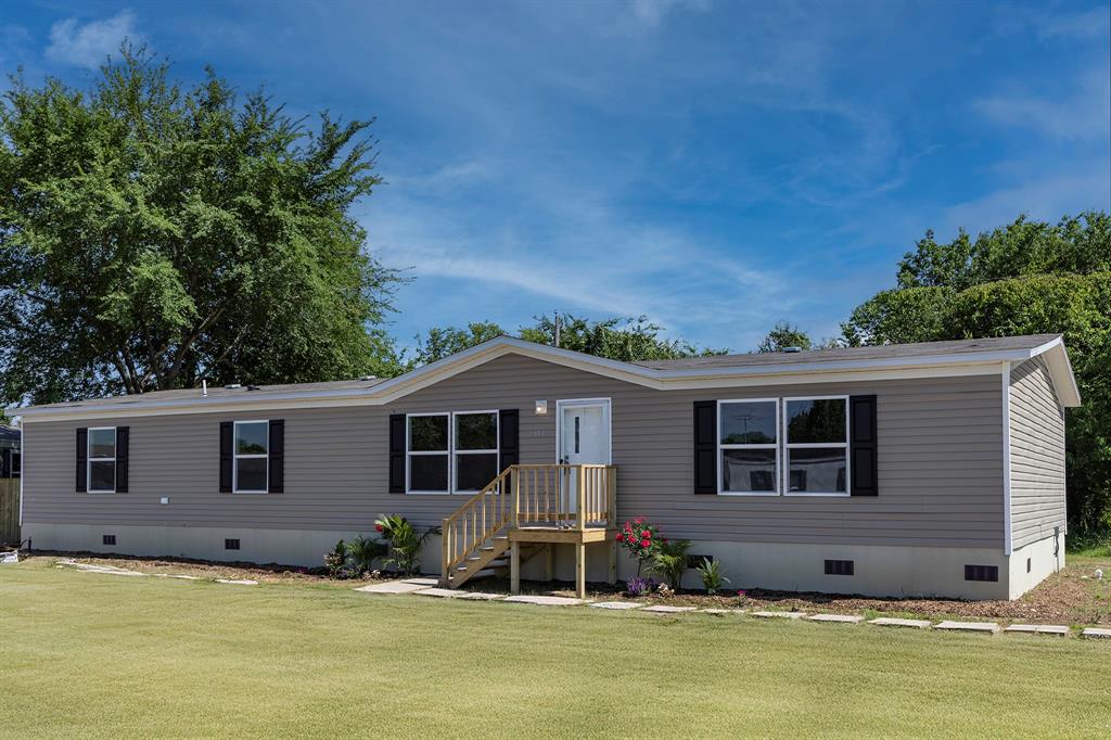 114 St Michaels Drive