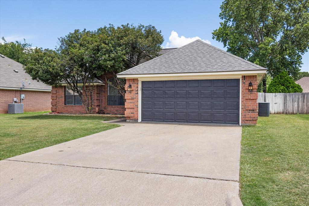 1523 Sunflower Lane