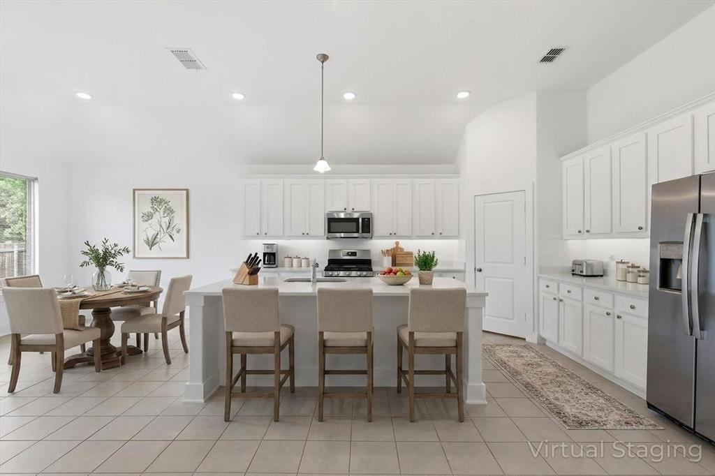 1224 Villalonga Drive