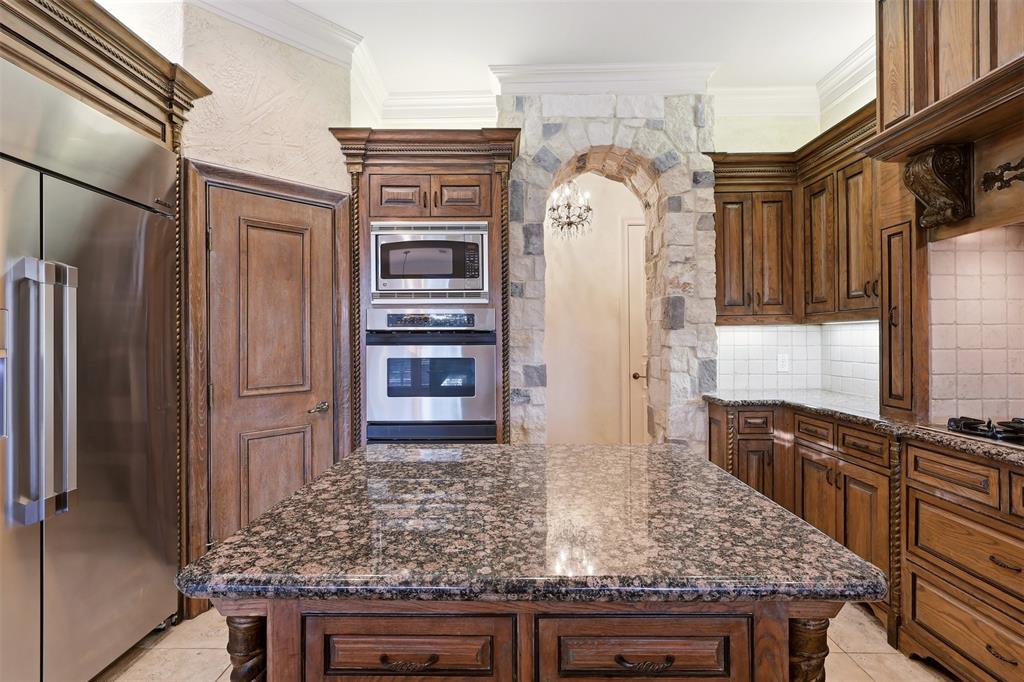1919 Kings Pass, Heath, TX, 75032, USA, 4 Bedrooms Bedrooms, ,5 BathroomsBathrooms,Residential,Active,1919 Kings Pass,21283784
