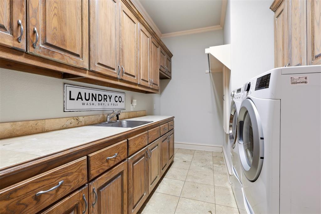 1919 Kings Pass, Heath, TX, 75032, USA, 4 Bedrooms Bedrooms, ,5 BathroomsBathrooms,Residential,Active,1919 Kings Pass,21283784