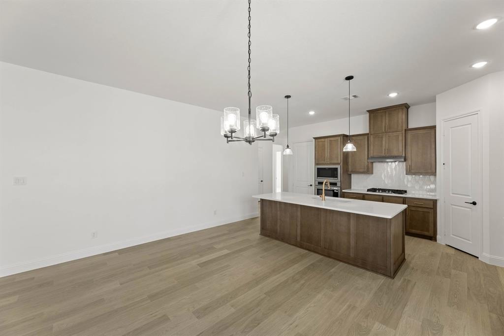 Country Lakes - Residential