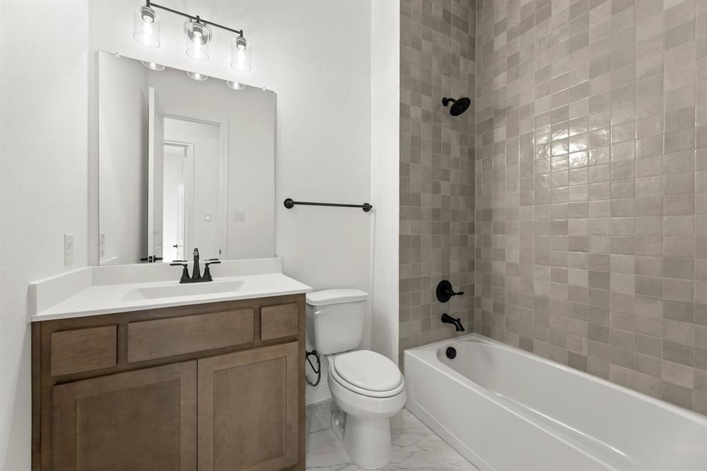 Country Lakes - Residential