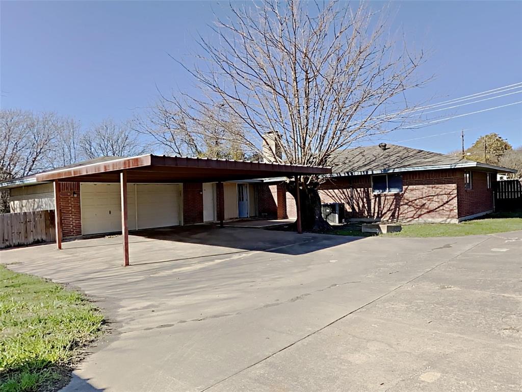 B Monroe - Residential Lease