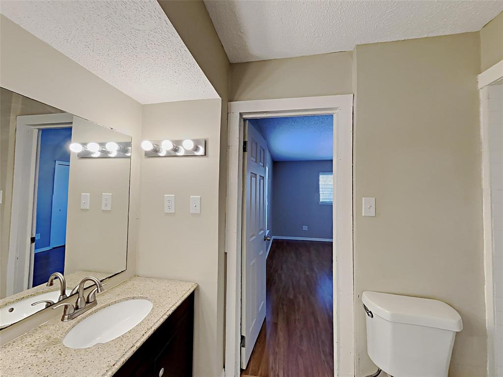 B Monroe - Residential Lease