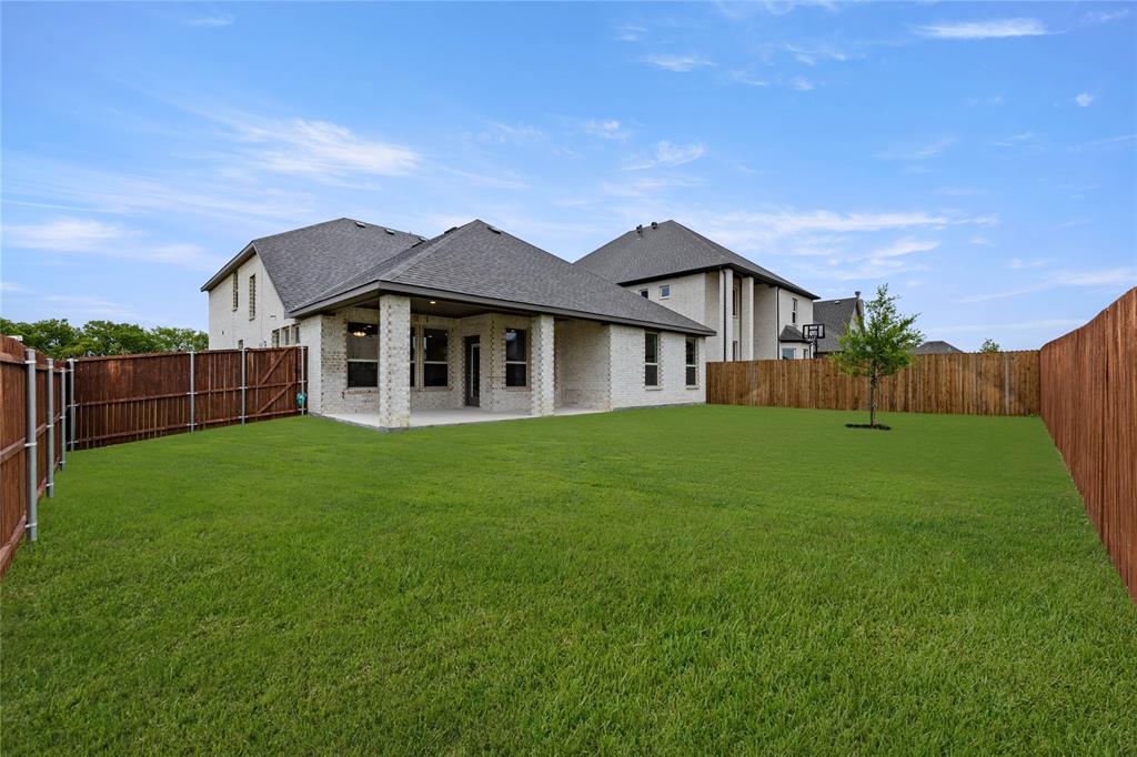 1125 Cascades Drive