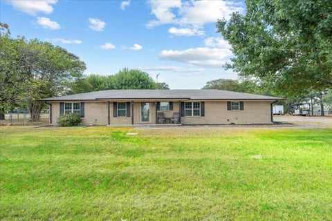 Photo of 13096 W Highway 31, Purdon, TX 76679 (MLS # 21388055)