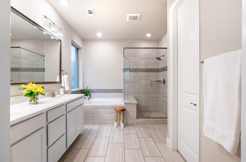 The Ridge at Northlake - Residential