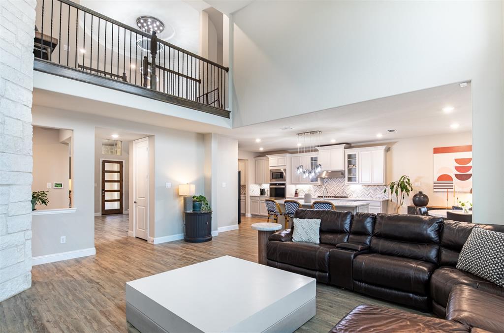 The Ridge at Northlake - Residential