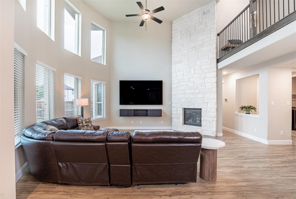 The Ridge at Northlake - Residential