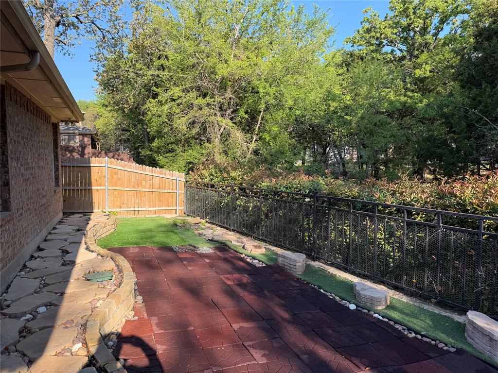 Creekside Villas - Residential