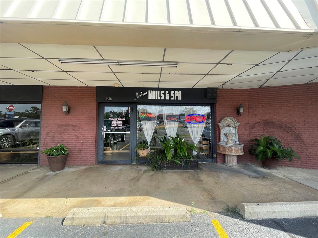 City Of Tyler - Commercial Sale