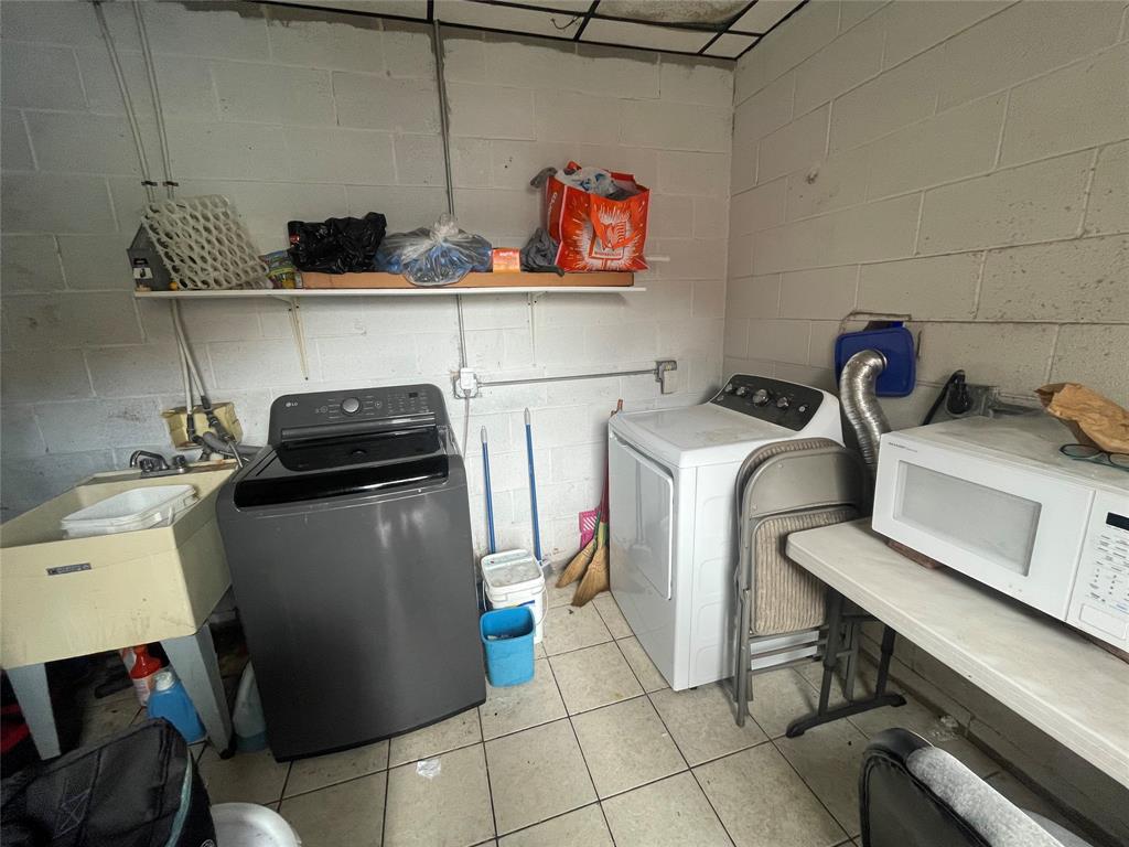 City Of Tyler - Commercial Sale