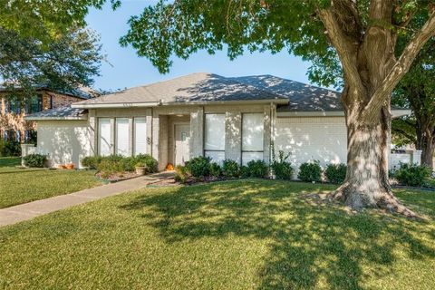 6635 Fireflame Drive Dallas TX 75248