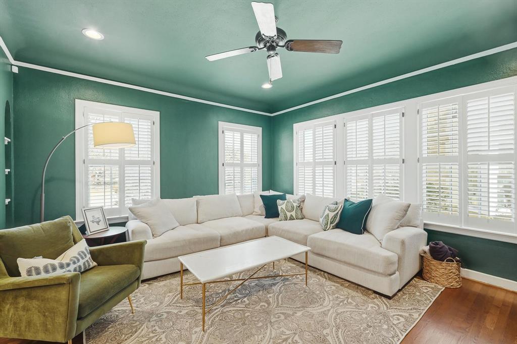 Country Club Estates - Residential