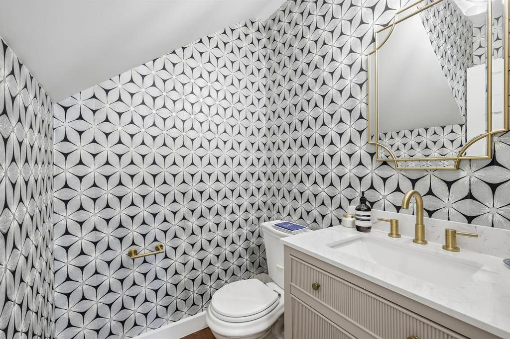 Country Club Estates - Residential