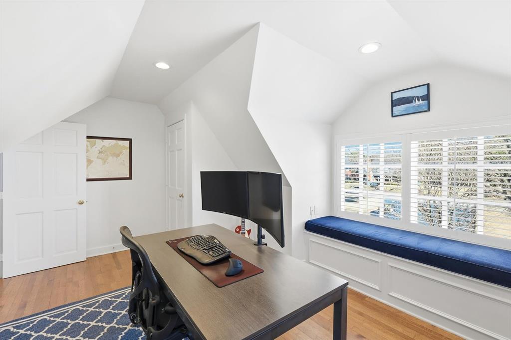 Country Club Estates - Residential