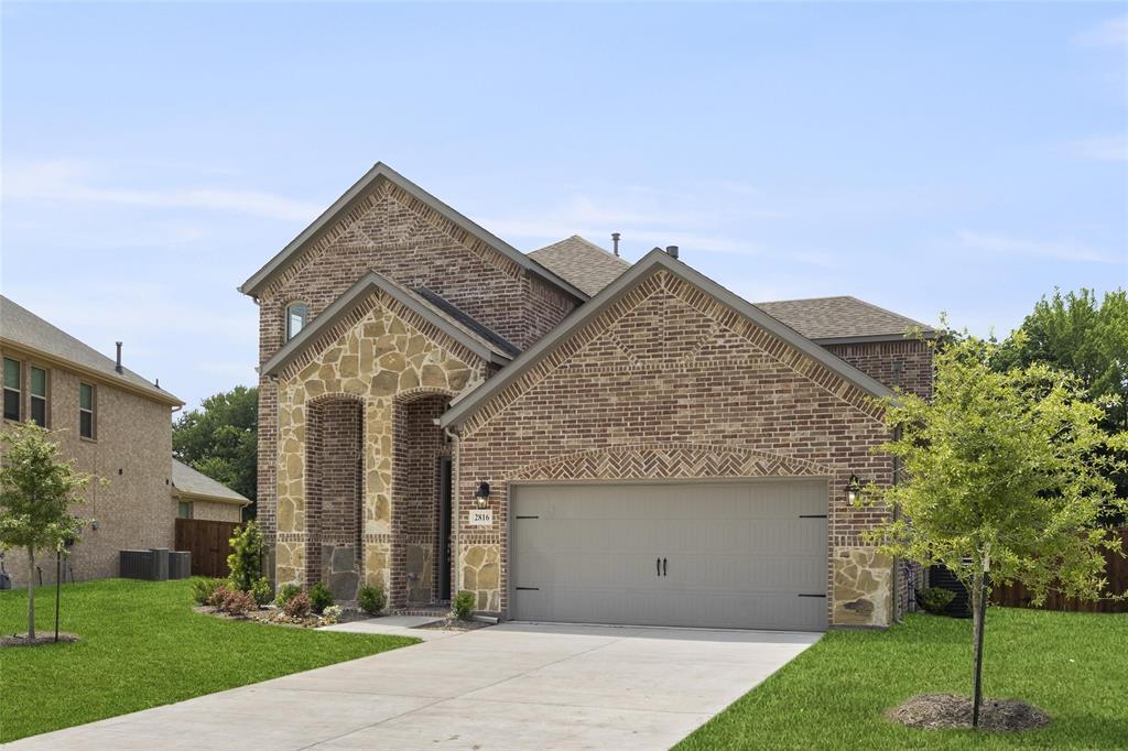 2816 Crosse Drive