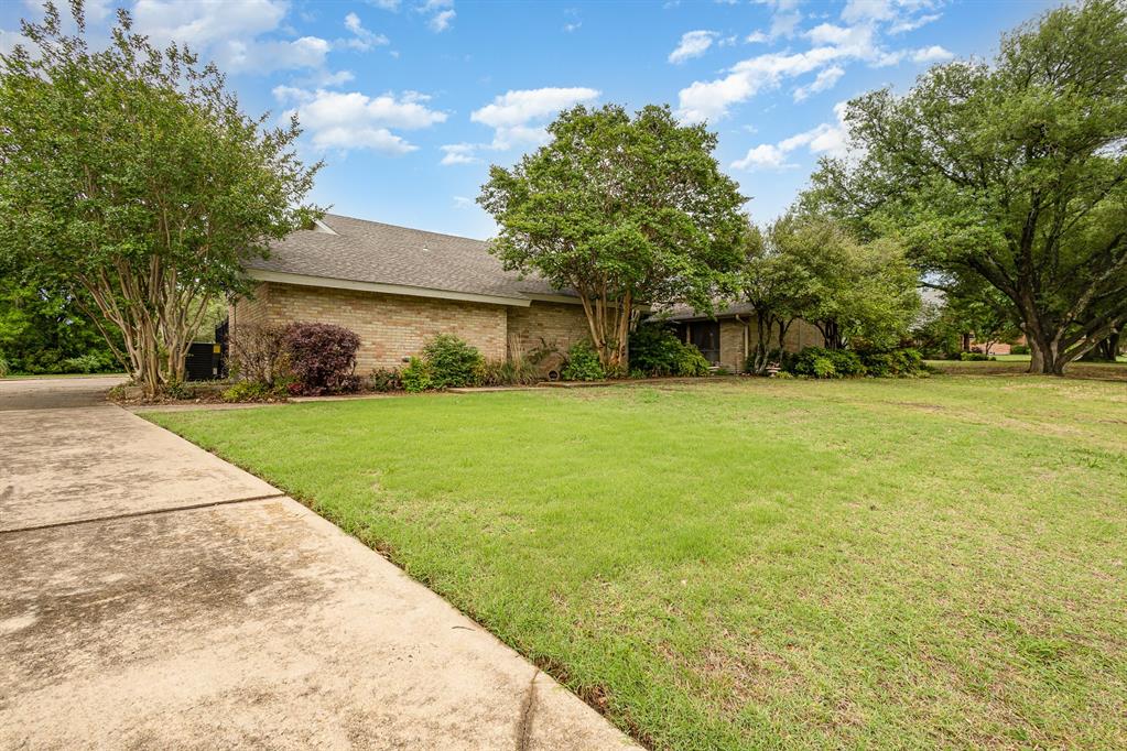 206 Camino Real Drive W