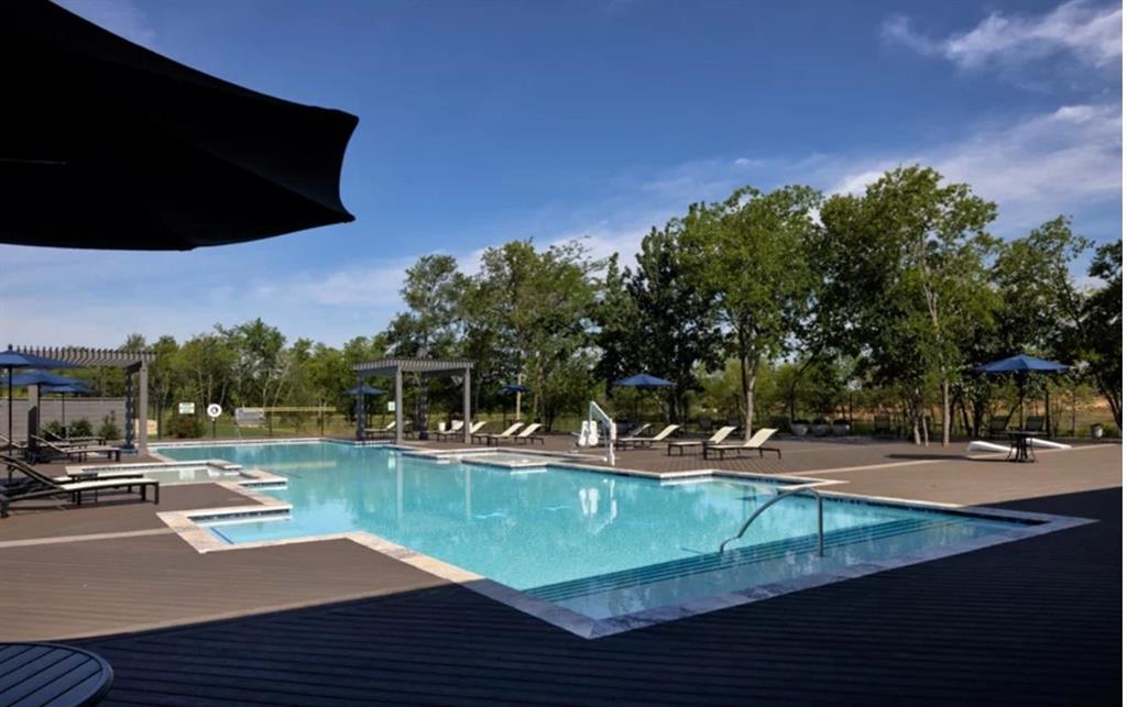 South Oak 60s - Residential