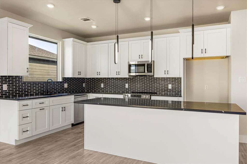 Canyon Creek - Residential