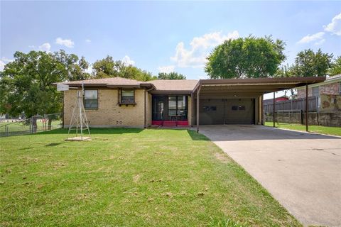 1110 E Summit Street Sherman TX 75090