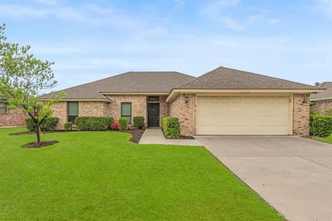 Photo of 3737 Rolling Meadows Drive, Bedford, TX 76021 (MLS # 21248556)