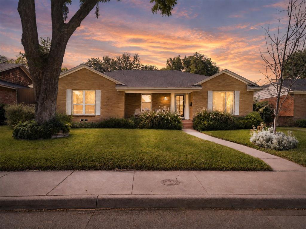 6138 N Jim Miller Road