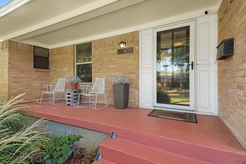 6138 N Jim Miller Road