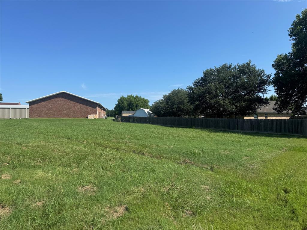 5911 Walnut Creek Circle