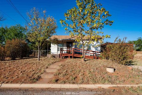 804 Fisher Street Sweetwater TX 79556