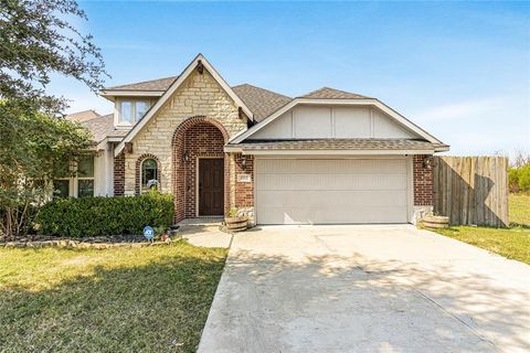 803 Lakeview Drive Alvarado TX 76009