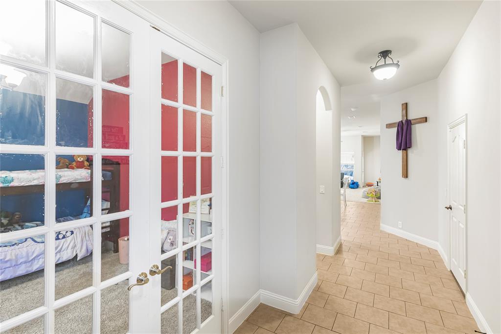 803 Lakeview Drive