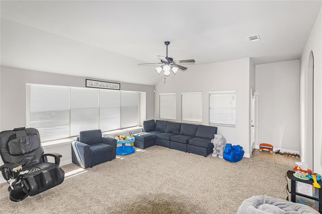 803 Lakeview Drive