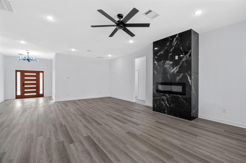 Oak Cliff Estates - Residential